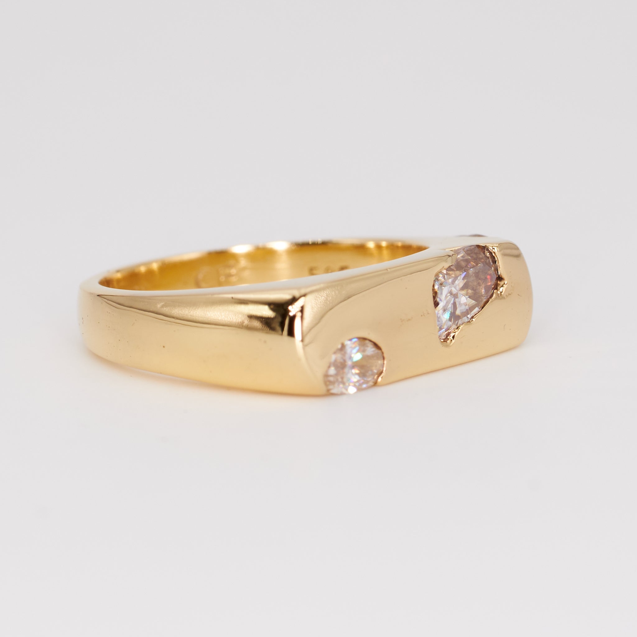 The Kepler – Custom Made solid 14k yellow gold with Moissanites – EUR 54 | US 6¾