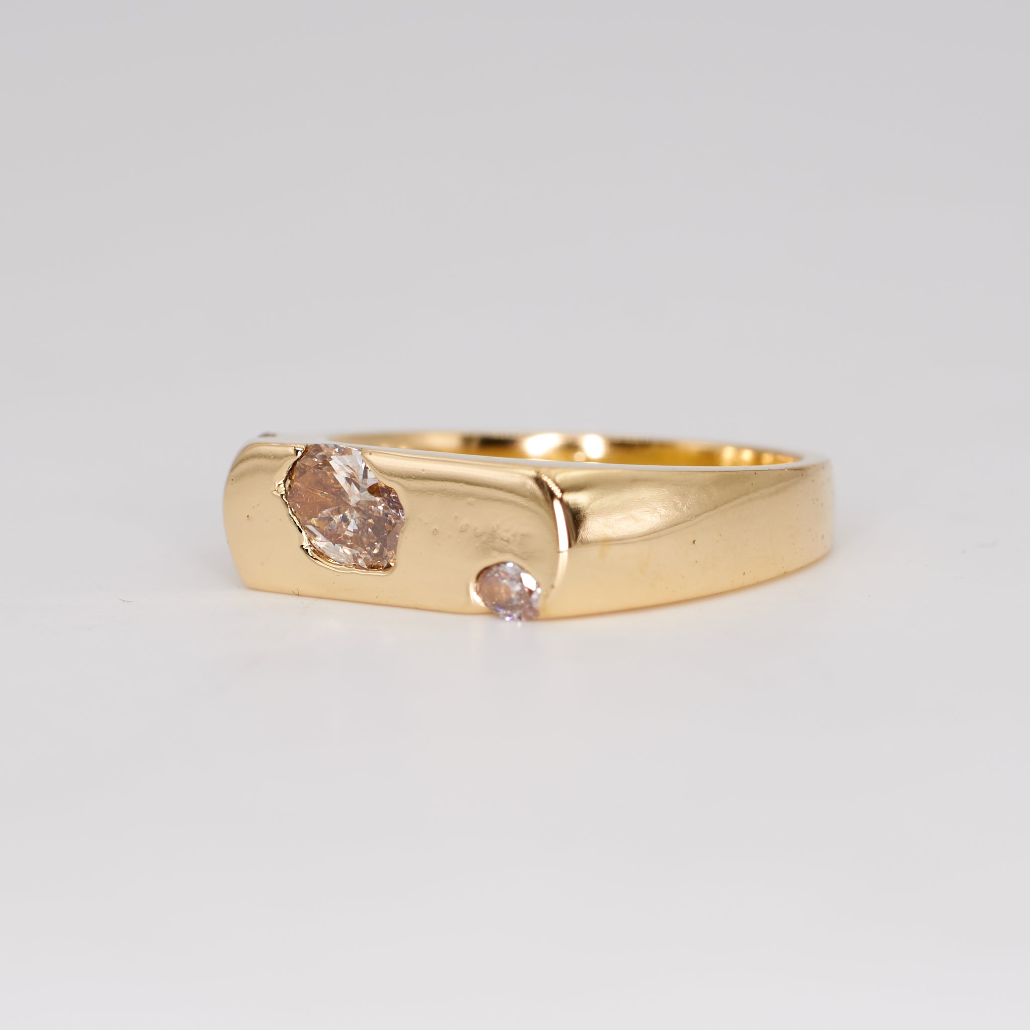 The Kepler – Custom Made solid 18k yellow gold with Diamonds – EUR 52 | US 5¾