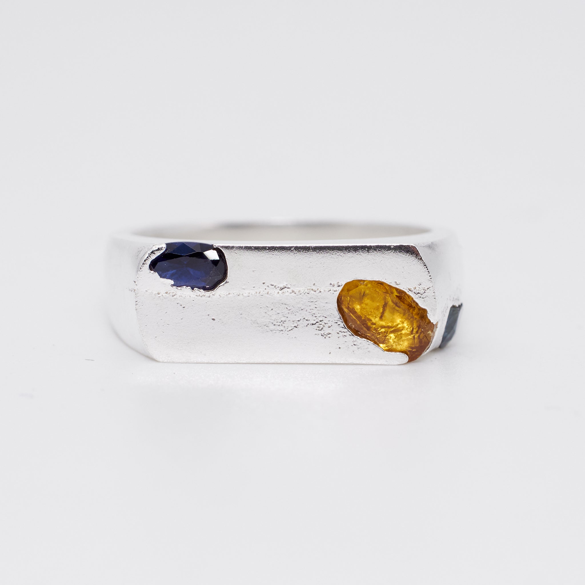 *SAMPLE SALE* The Buzz – Sterling Silver with Sapphires – EUR 54 | US 6¾