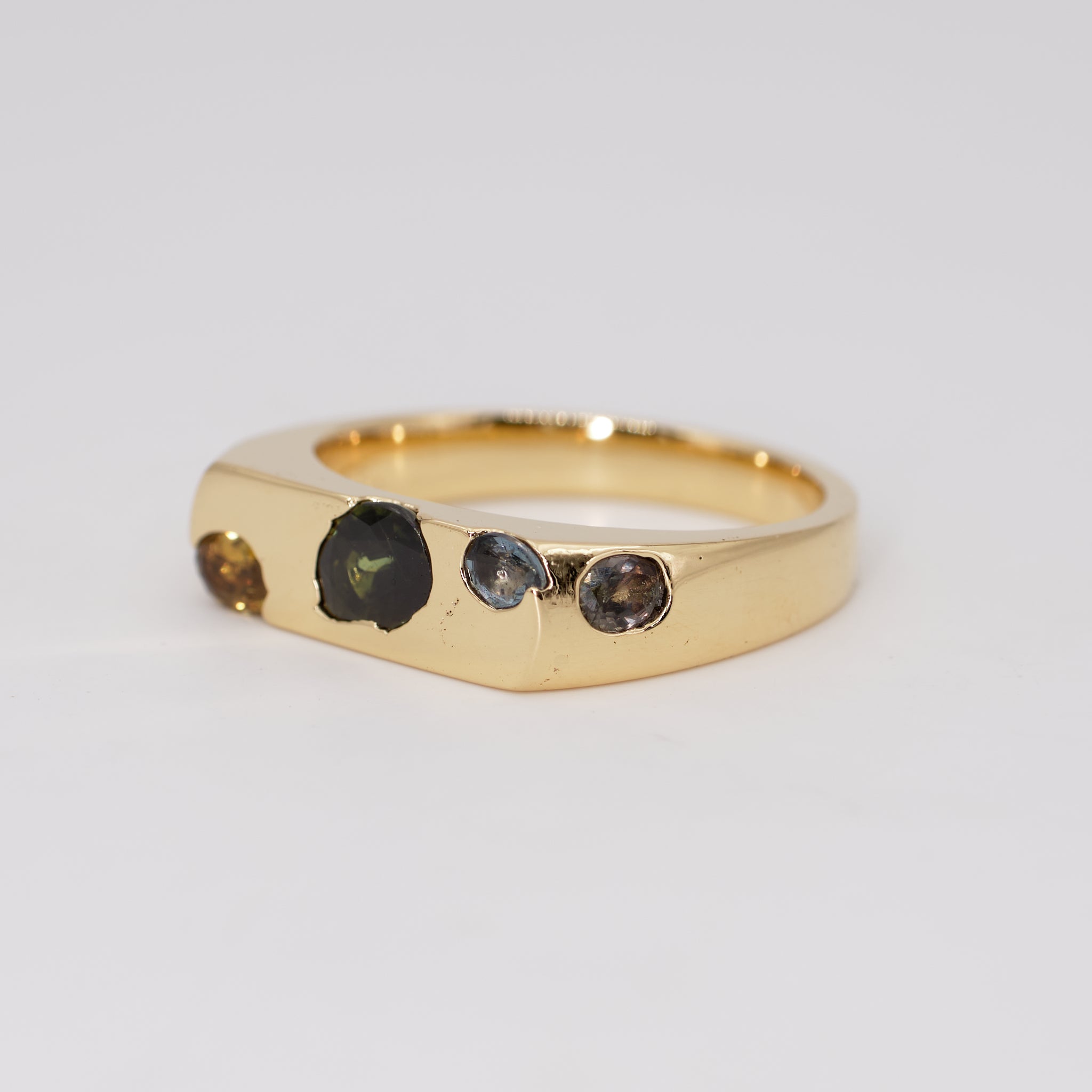 The Kepler – Custom Made 18K Solid Gold with Sapphires – EUR 68 | US 12
