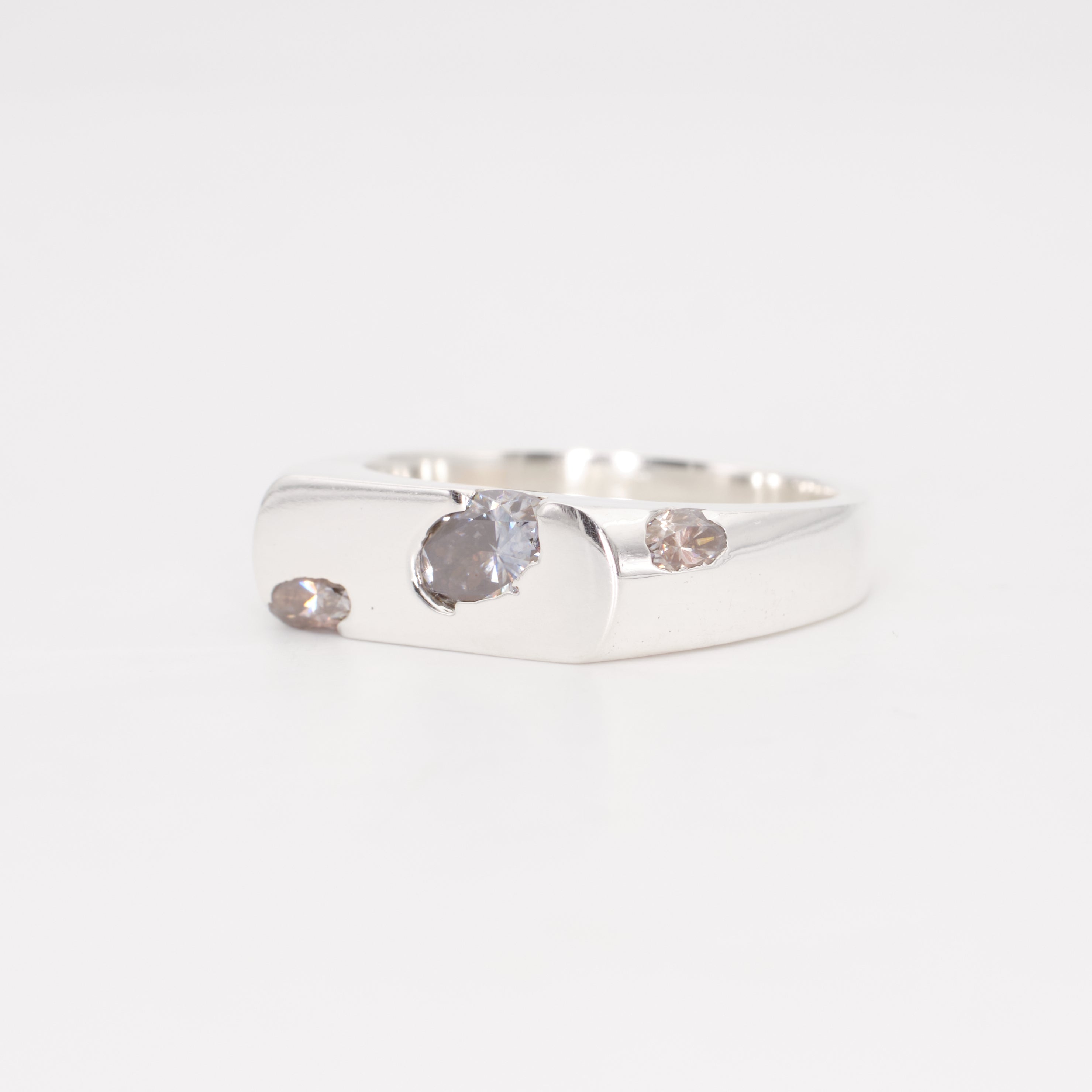 The Kepler – Sterling Silver with Moissanites – EUR 63 | US 10