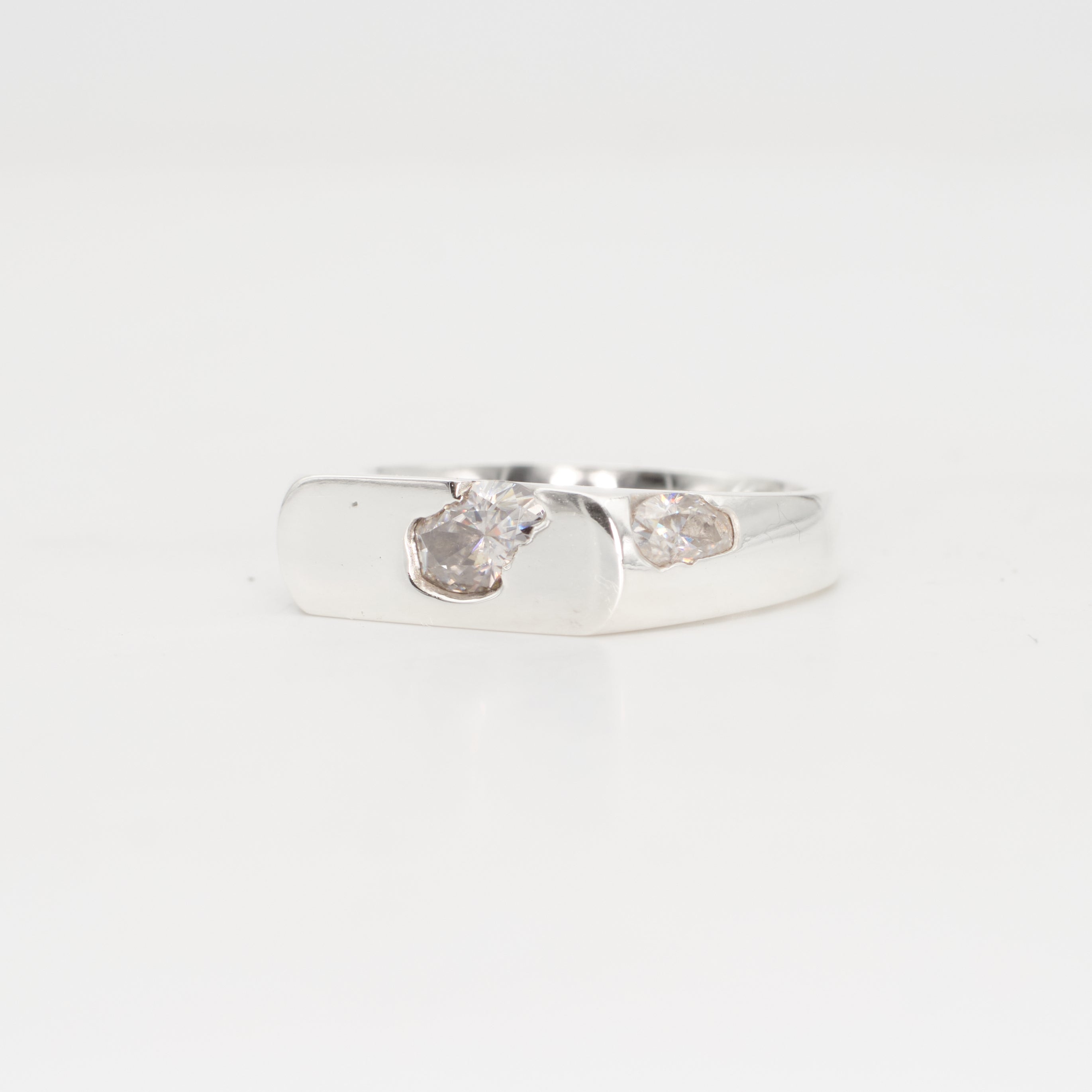 The Kepler – Sterling Silver with Moissanites – EUR 54 | US 6½