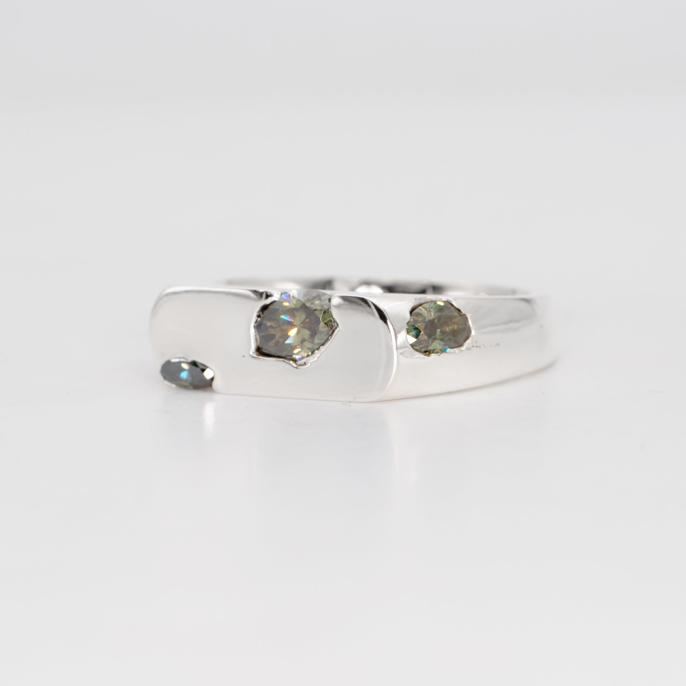 The Kepler – Sterling Silver with Moissanites – EUR 56 | US 7½
