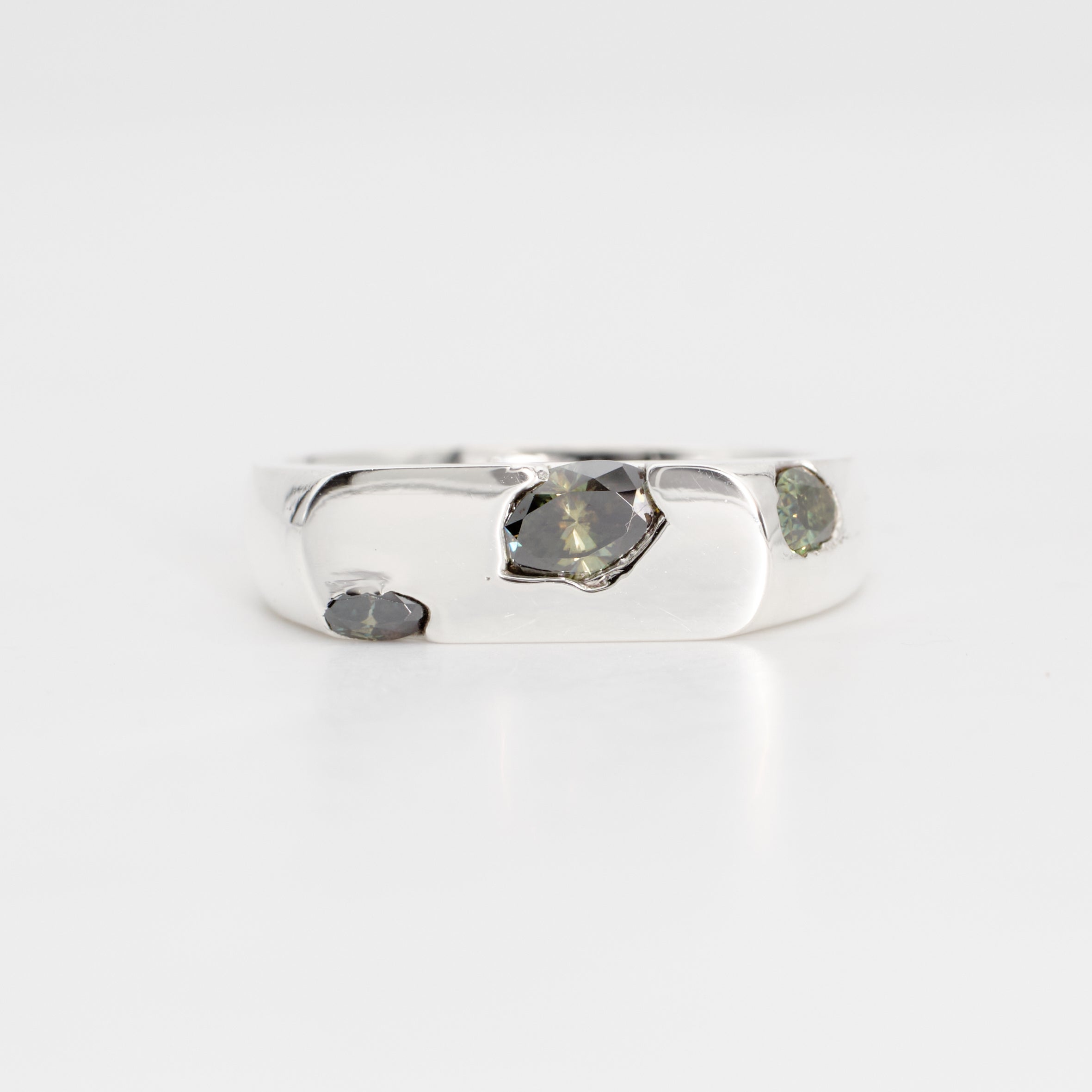 The Kepler – Sterling Silver with Moissanites – EUR 56 | US 7½