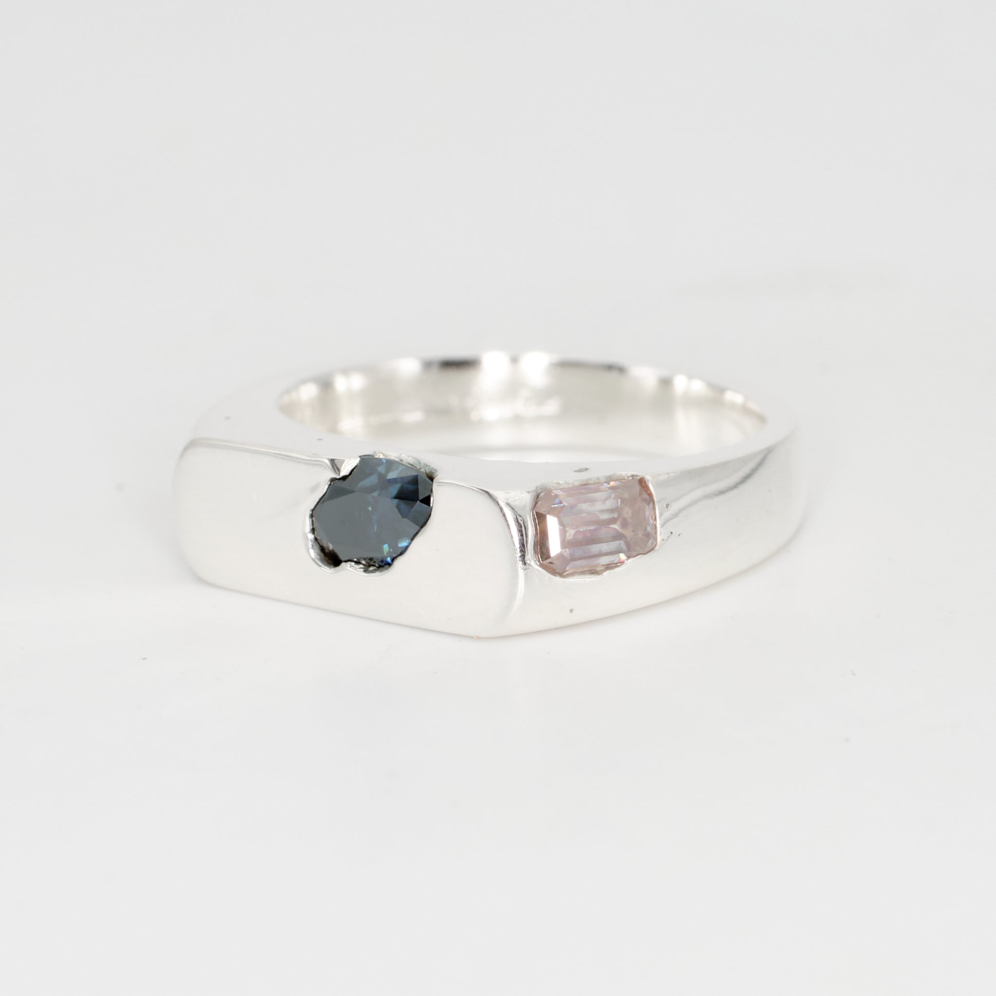 The Kepler – Sterling Silver with Moissanites – EUR 52.5 | US 6