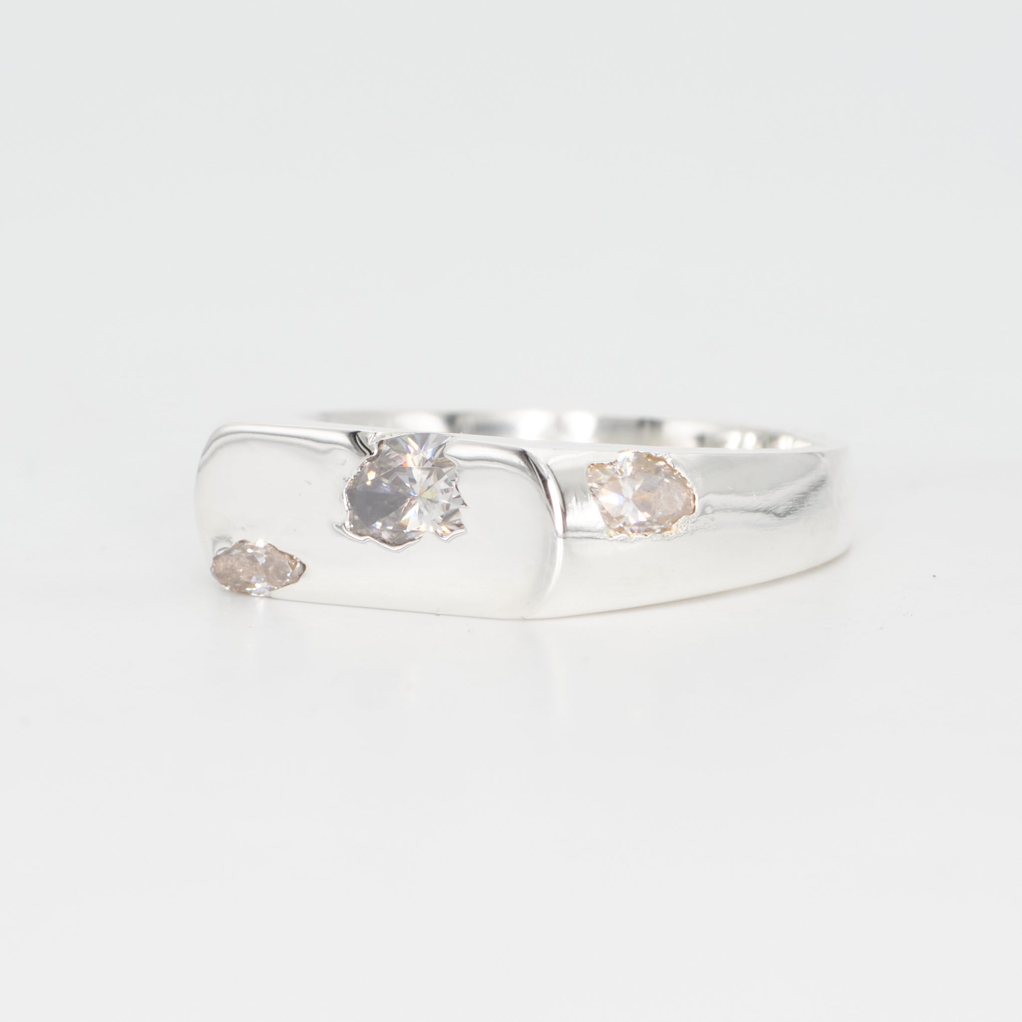 The Kepler – Sterling Silver with Moissanites – EUR 55 | US 7