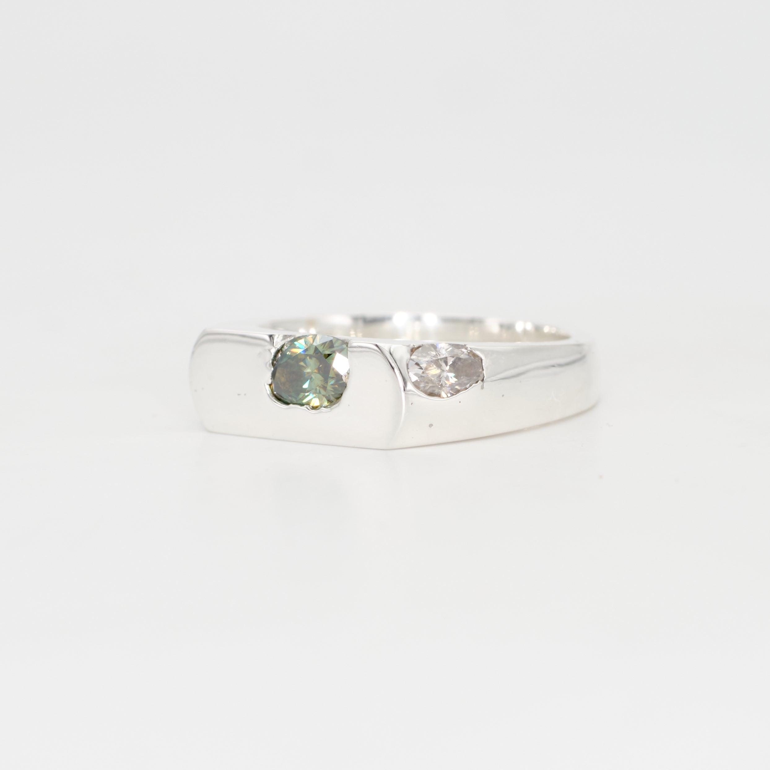 The Kepler – Sterling Silver with Moissanites – EUR 54 | US 6½