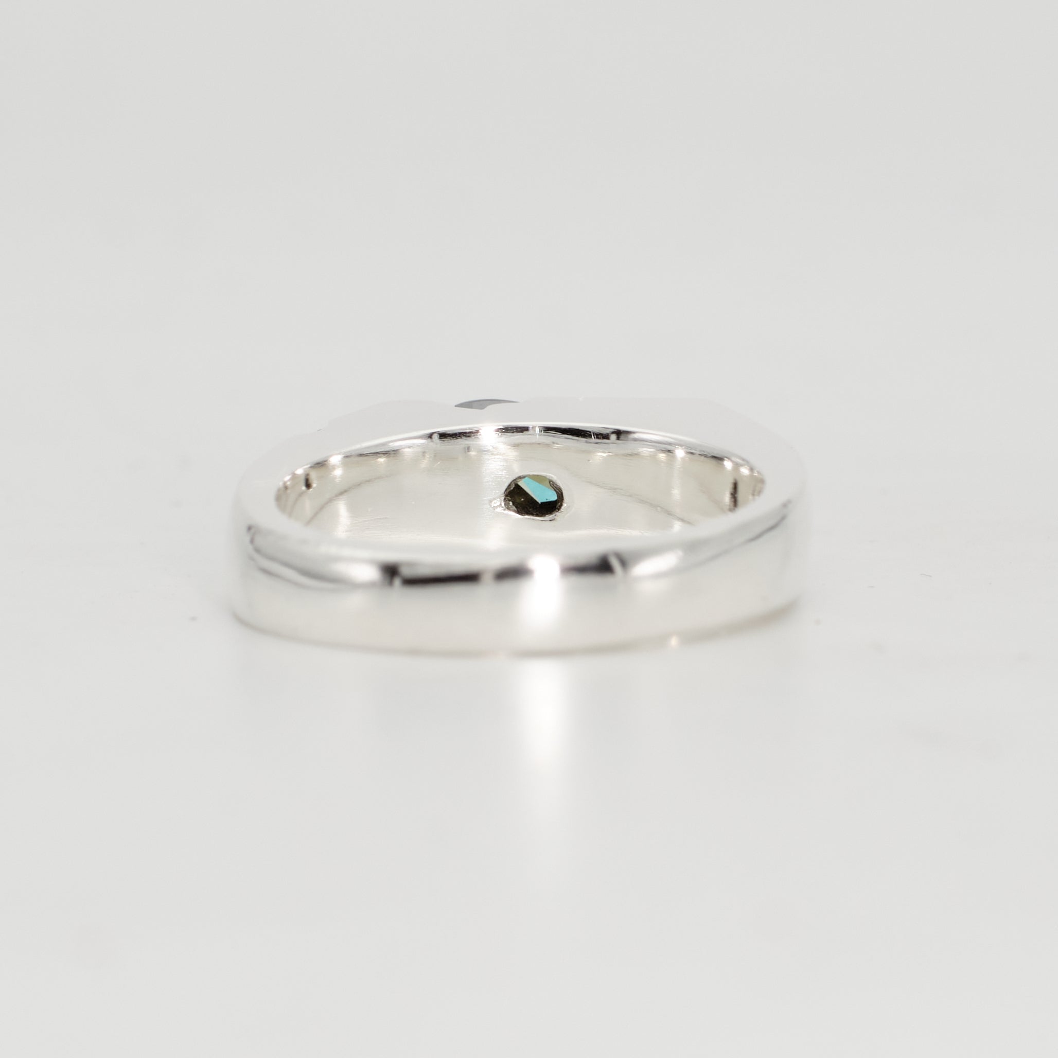 *SAMPLE* The Kepler – Sterling Silver with Moissanites – EUR 52 | US 6