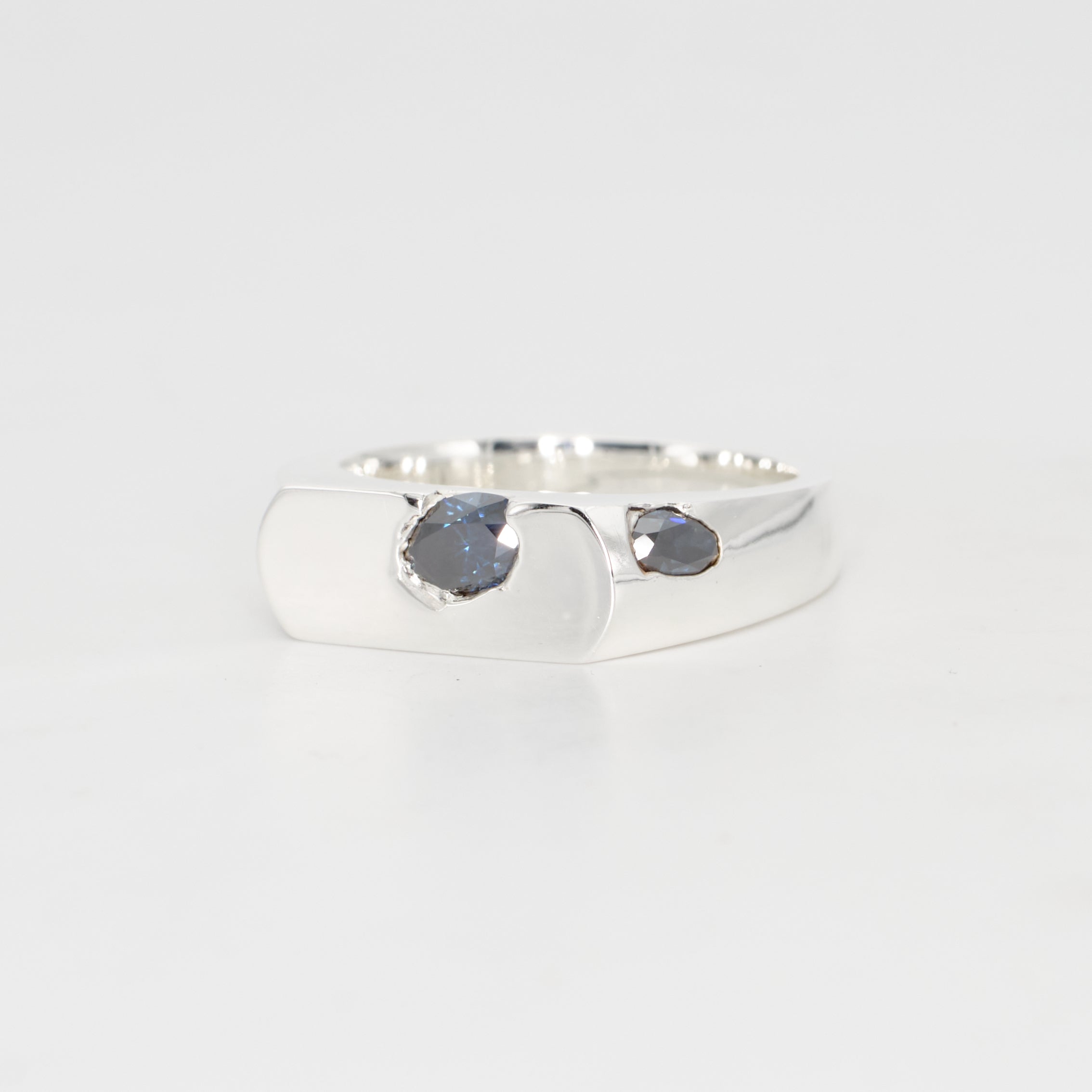 The Kepler – Sterling Silver with Sapphire EUR 59 | US 8½