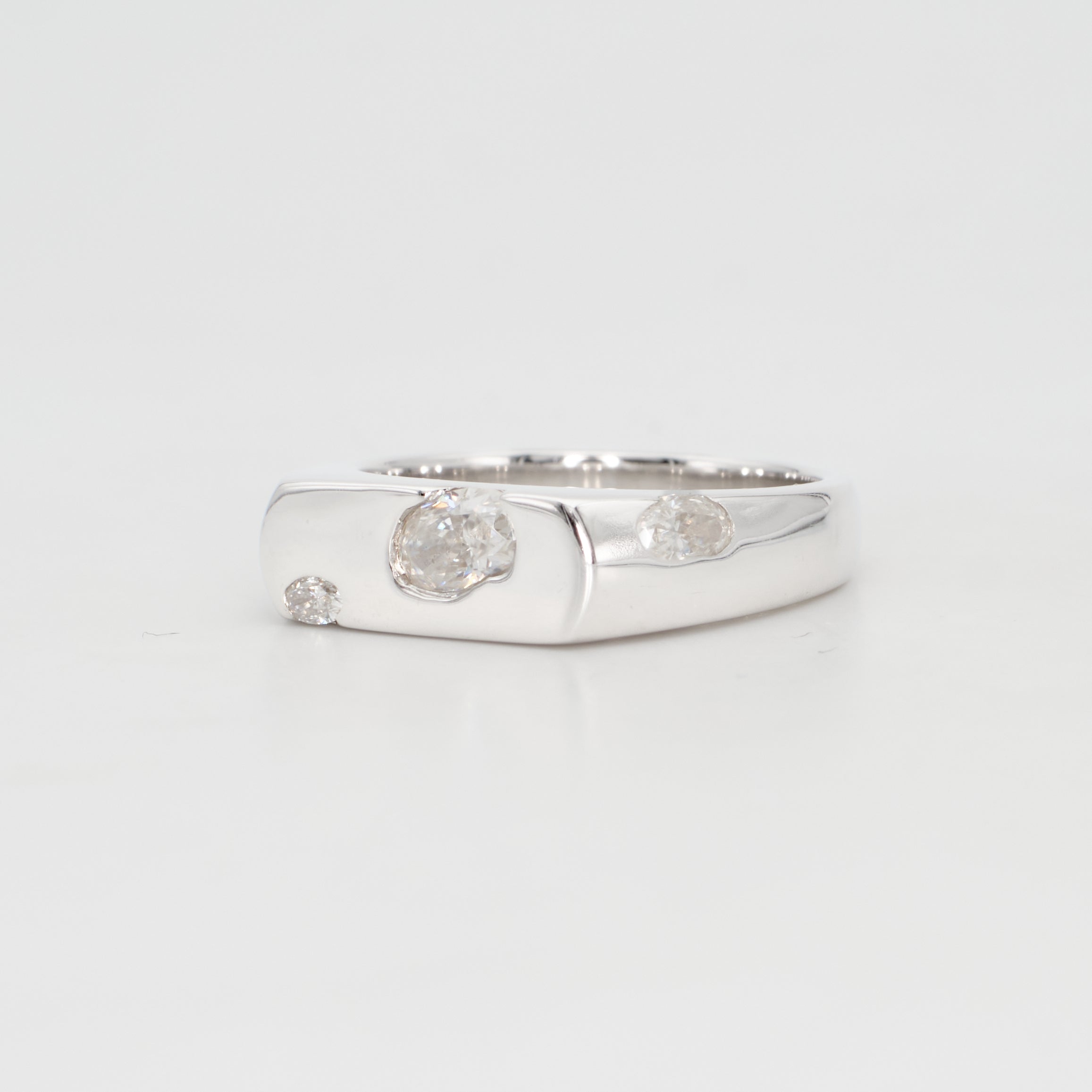 The Kepler – Sterling Silver with Moissanites