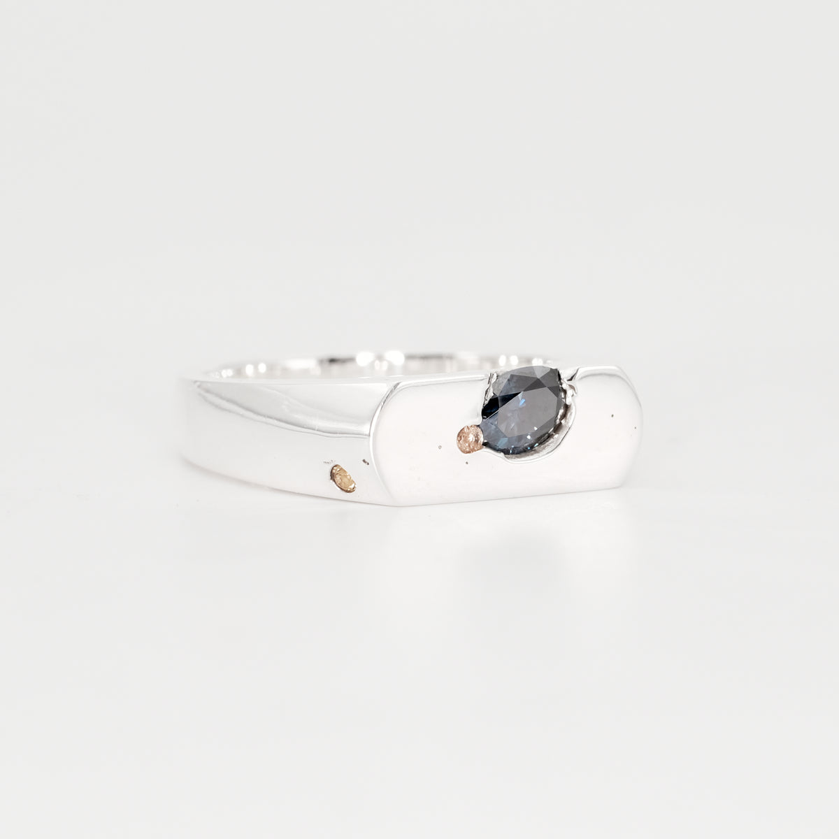 The Kepler – Sterling Silver with Sapphires and Moissanite– EUR 57 | US 8