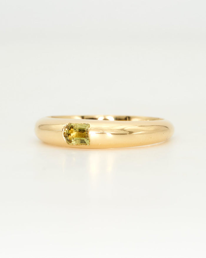 Bespoke ring by Casey Fuchs