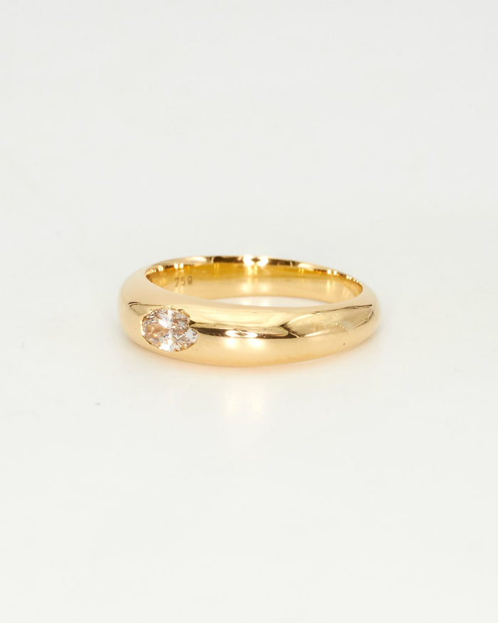 Bespoke ring by Casey Fuchs