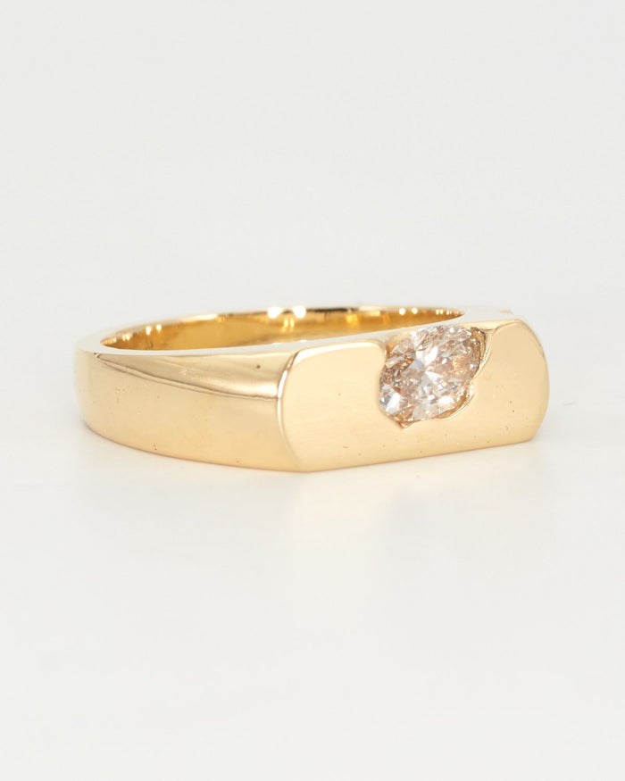 Bespoke ring by Casey Fuchs